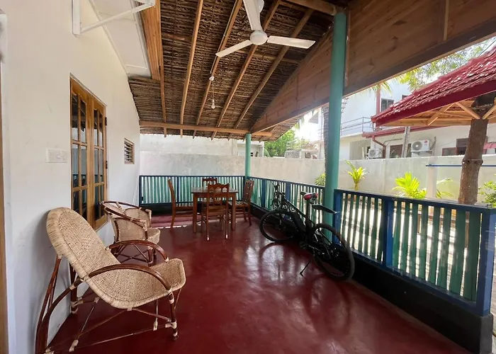 Aara Holiday Home