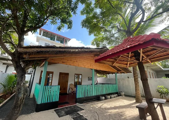 Aara Holiday Home